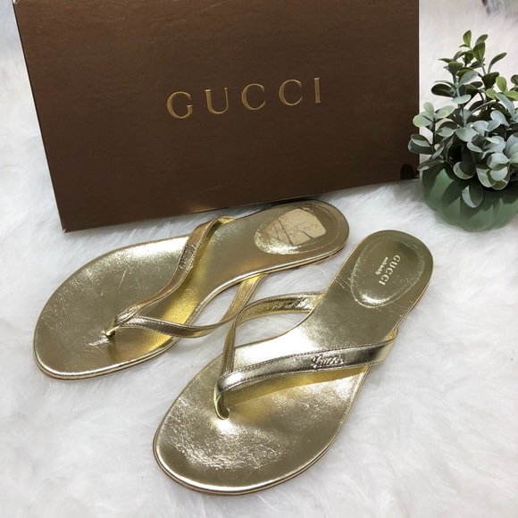gucci gold flip flops